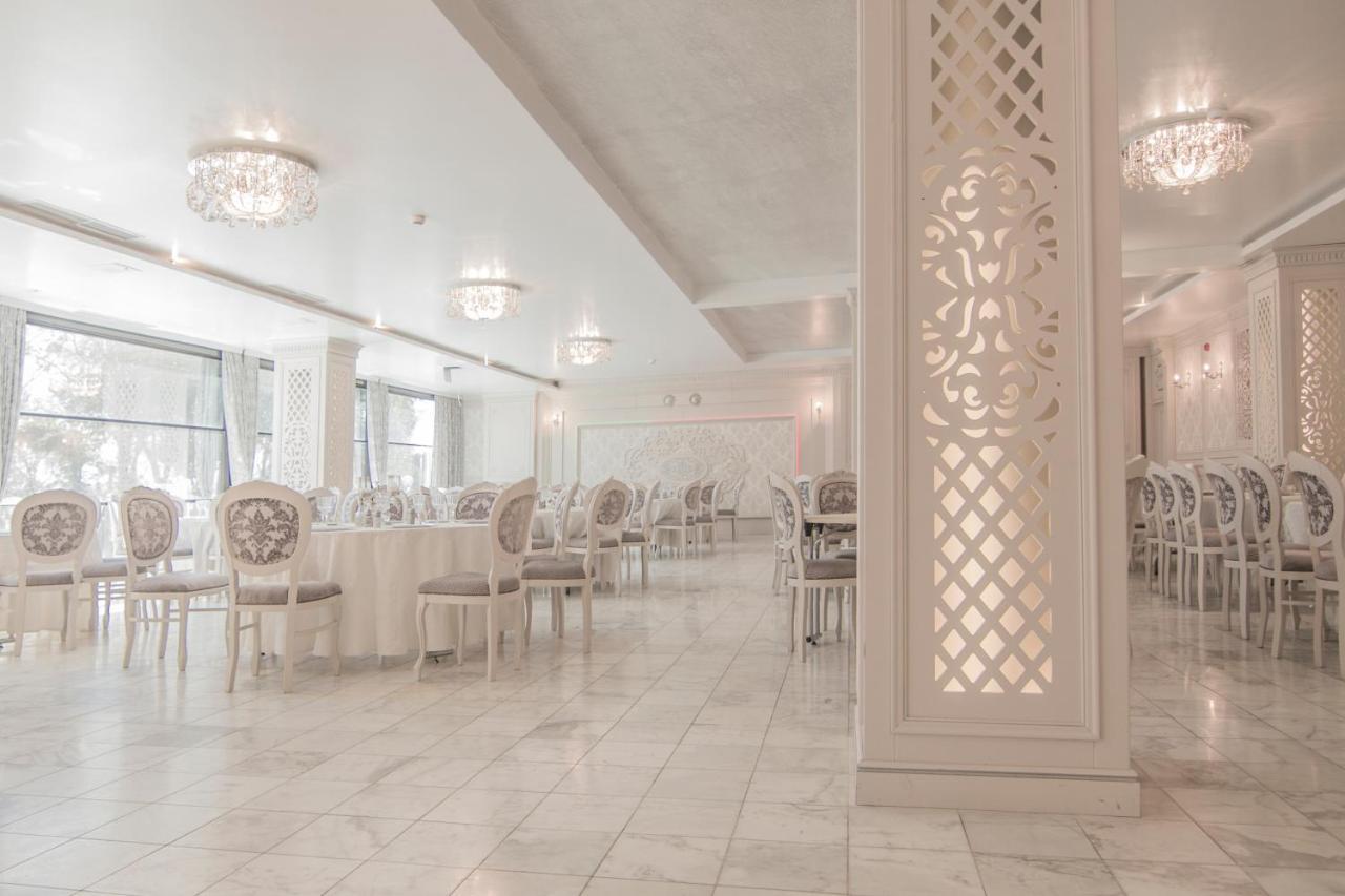 Hotel Merty コンスタンツァ エクステリア 写真
